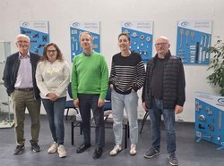 Infominho -  M�nica y Leticia Mart�nez toman el relevo de Herrajes Mart�nez tras 45 a�os de historia - 