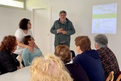 Infominho -  El programa -Cultiva a Mente- arranca en Oia con una docena de participantes - 