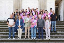 Infominho -  Luis L�pez felicita al Atl�tico Guard�s por convertirse en el primer campe�n gallego de Europa - 