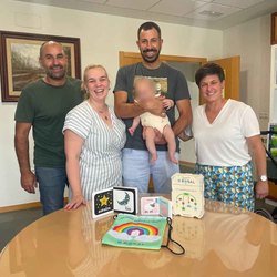 Infominho - Una caja de libros acompañará los primeros meses de vida de los bebés de O Rosal - Infominho - Una caja de libros acompañará los primeros meses de vida de los bebés de O Rosal -