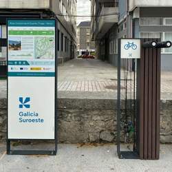 Infominho -  La Alameda de A Guarda ya cuenta con una estaci�n de autorreparaci�n para ciclistas - 