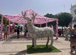 Infominho -  Vila Nova de Cerveira lleva su creatividad y tradici�n en crochet a las Festas do Povo de Campo Maior - 