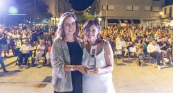 Infominho - Tomiño reconoce cuatro décadas de compromiso de Ana Isabel Forneiro con la salud de las mujeres - Infominho - Tomiño reconoce cuatro décadas de compromiso de Ana Isabel Forneiro con la salud de las mujeres -