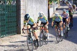 Infominho -  El Team Oiense supera sus resultados de 2025 y apuesta por el talento gallego para la pr�xima temporada - 
