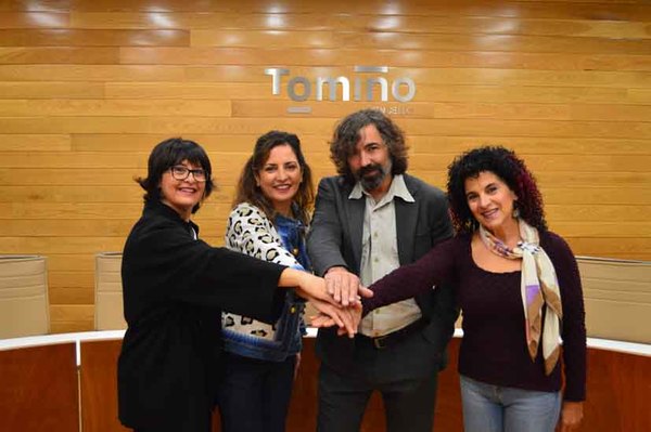 Infominho -  El msico Julin Maeso y Tomio crean -Vila da Msica-, un ambicioso proyecto cultural con museo y conciertos internacionales - 