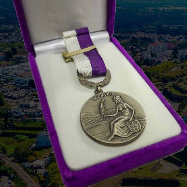 Infominho -  Valenca reconoce la excelencia local con las Medallas de M�rito Municipal - 