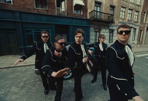 Infominho -  The Hives, Kula Shaker y War refuerzan el cartel del Festival Vilar de Mouros 2026 - 