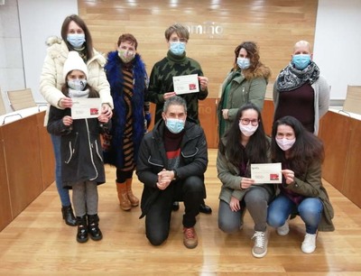 Tomiño premia a mellor decoración do comercio local Tomiño premia a mellor decoración do comercio local